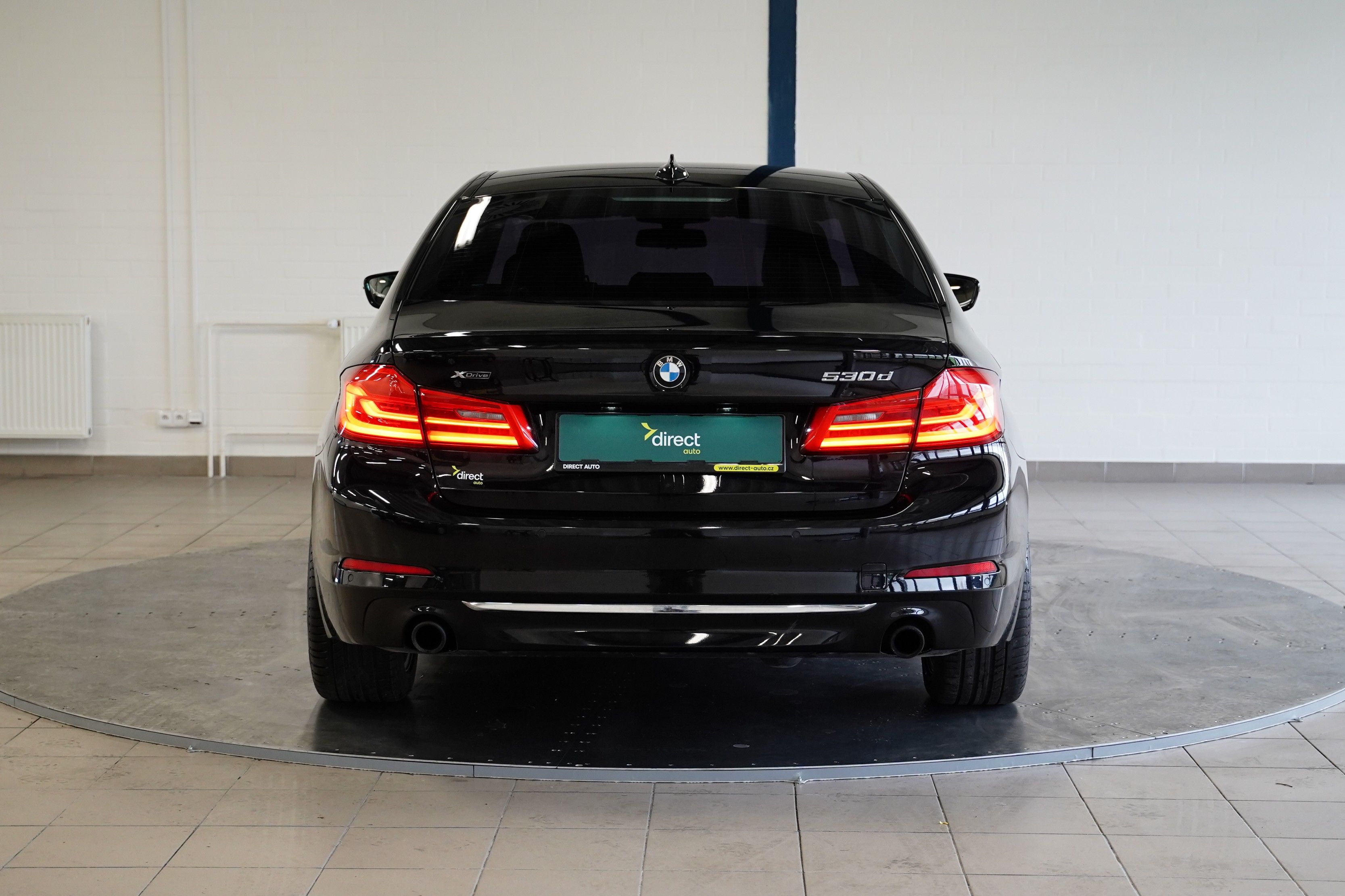 BMW Řada 5, 530 D XDrive 195 KW - fotka 6