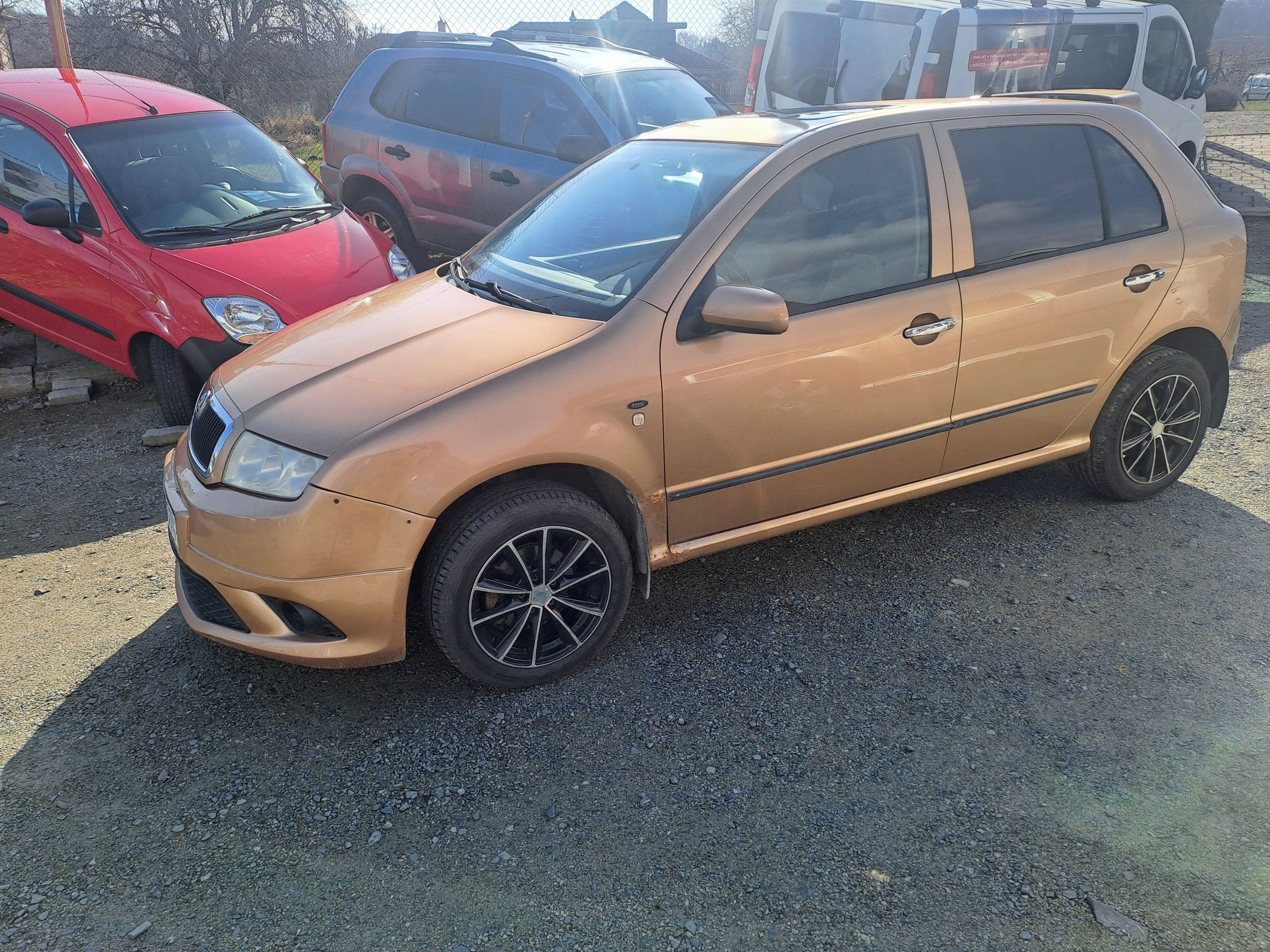 Škoda Fabia, 1,4 16V 55KW SERVISOVANÁ - fotka 4