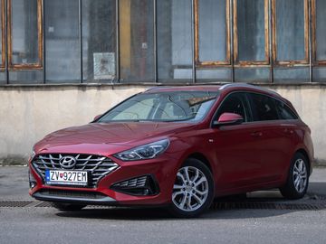 i30 CW