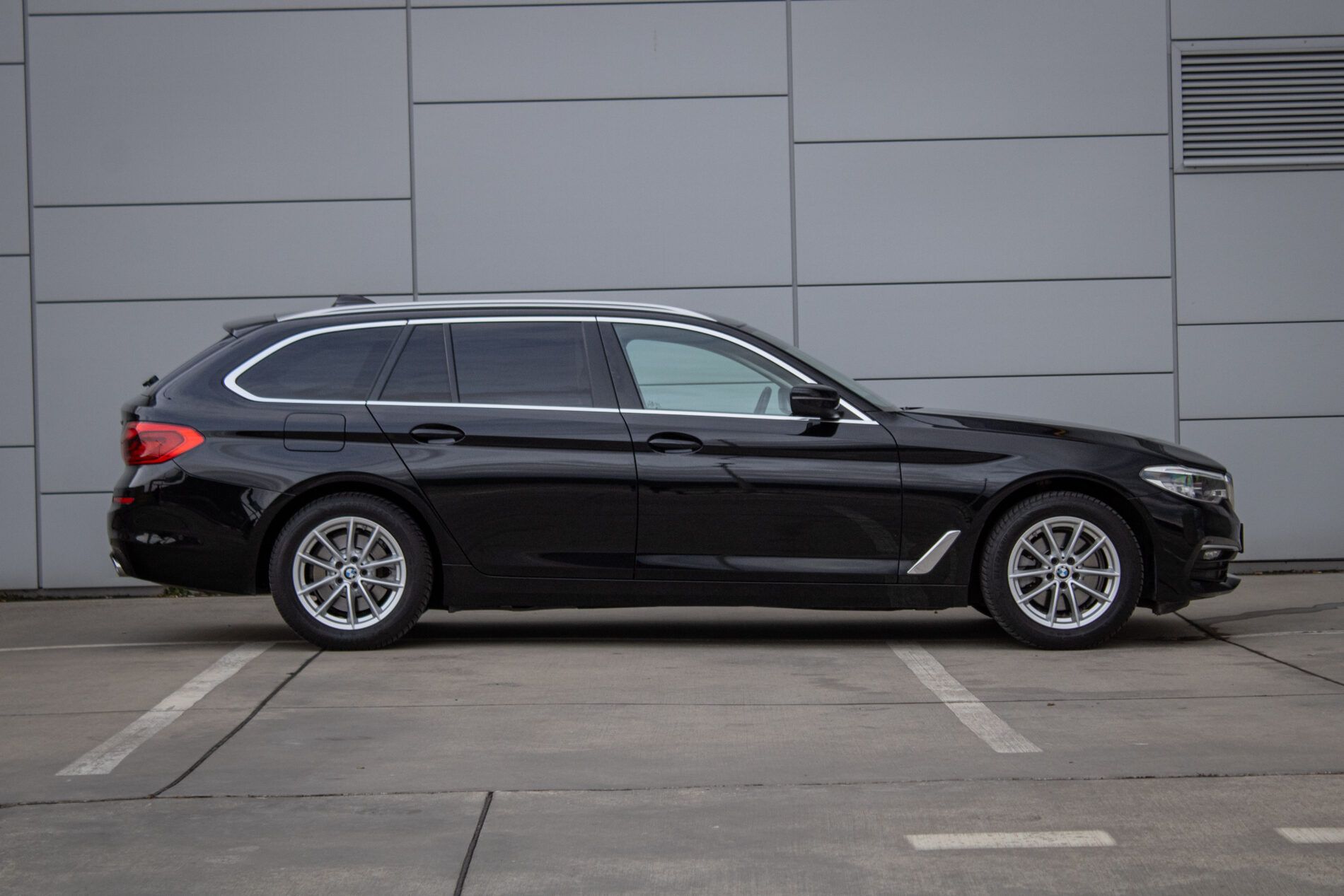 BMW, rad 5 Touring - fotka 4