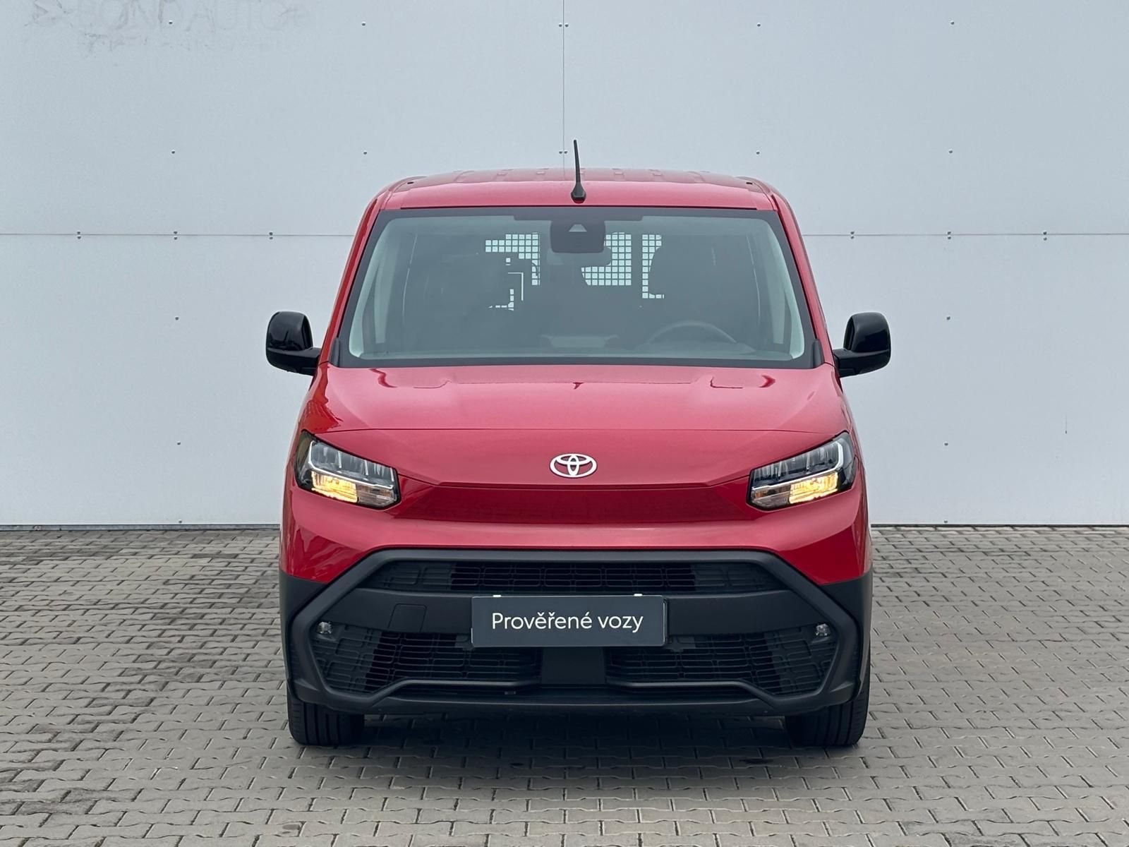 Toyota Proace City, 1.5 D-4D Extra CrewCab Active - fotka 4