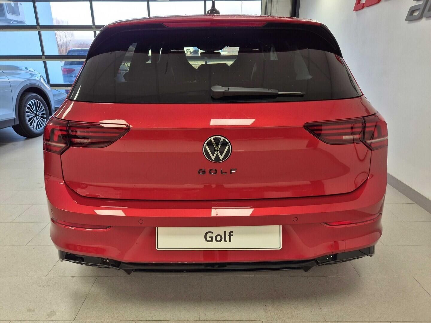 Volkswagen Golf, R-Line People 1,5 eTSI 7DSG mH - fotka 4