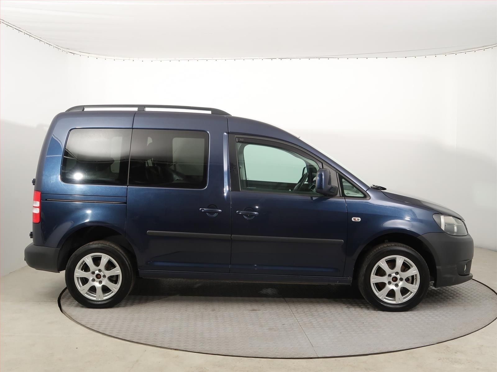 Volkswagen Caddy, 2.0 TDI 4MOTION, 5Míst, Klima - fotka 6