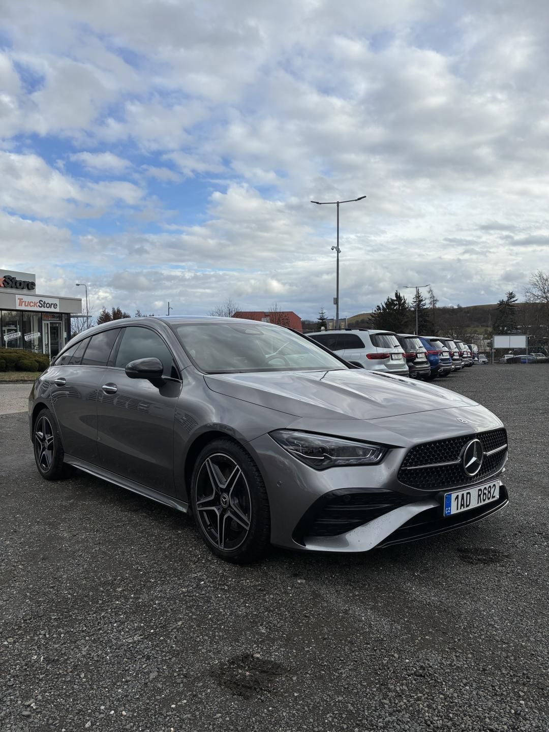 Mercedes-Benz CLA, 200d shooting brake - fotka 2