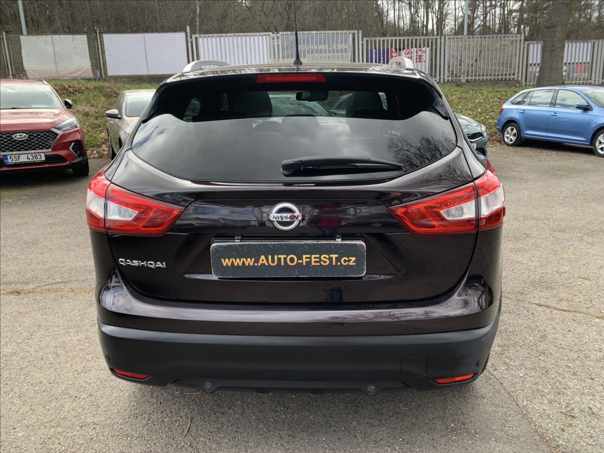 Nissan Qashqai, 1,6 DCI 4x4,ČR - fotka 6