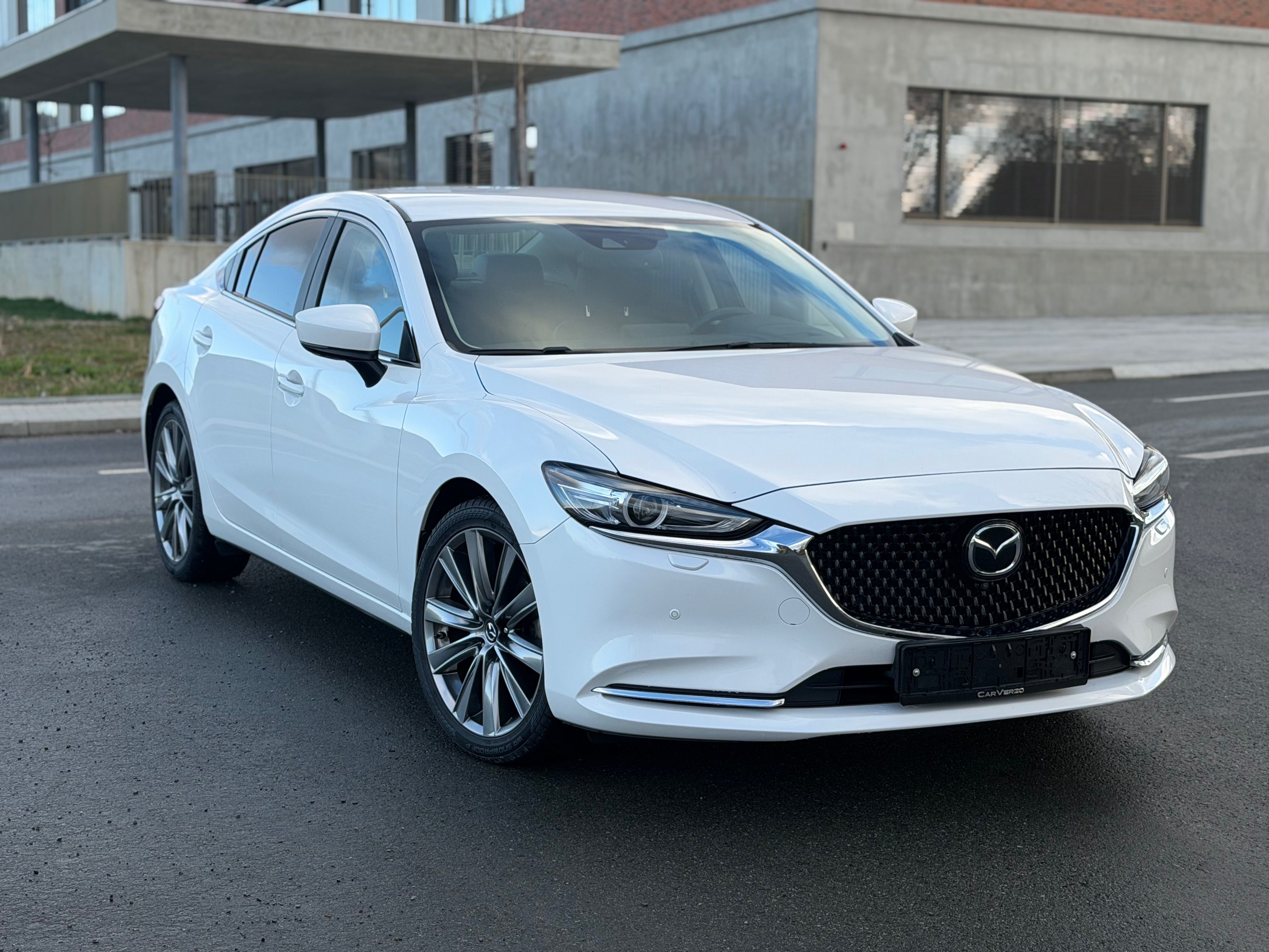 Mazda 6, HEAD UP VENTILACE 360KAMERY