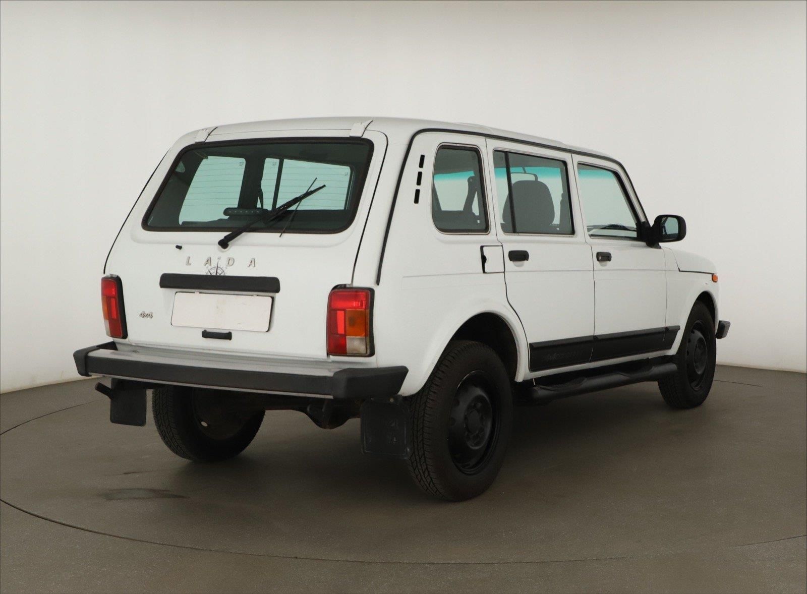 Lada Niva, 1.7 i, Urban, 4X4, Serv.kniha - fotka 5