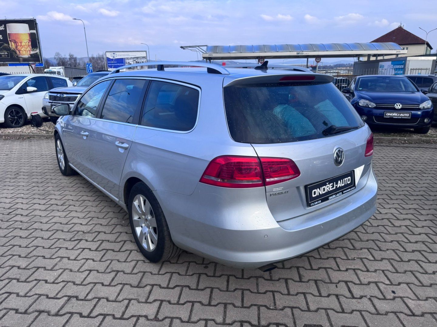 Volkswagen Passat, 1,6 TDI 77 KW KOLA STK - fotka 4