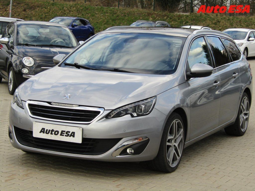 Peugeot 308, 2.0HDi,Xenon - fotka 3