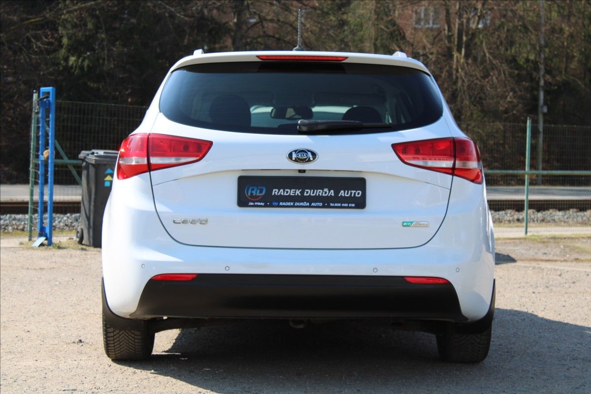 Kia Cee´d, 1,6 GDi  ČR,1.MAJITEL,TOP - fotka 6