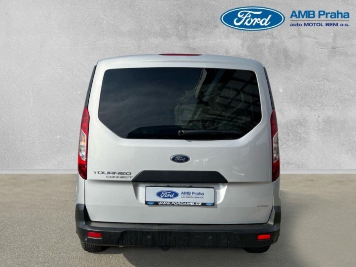 Ford Tourneo Connect, 1.5D,74KW,1.MAJ.,CZ,SERVIS,DP - fotka 5
