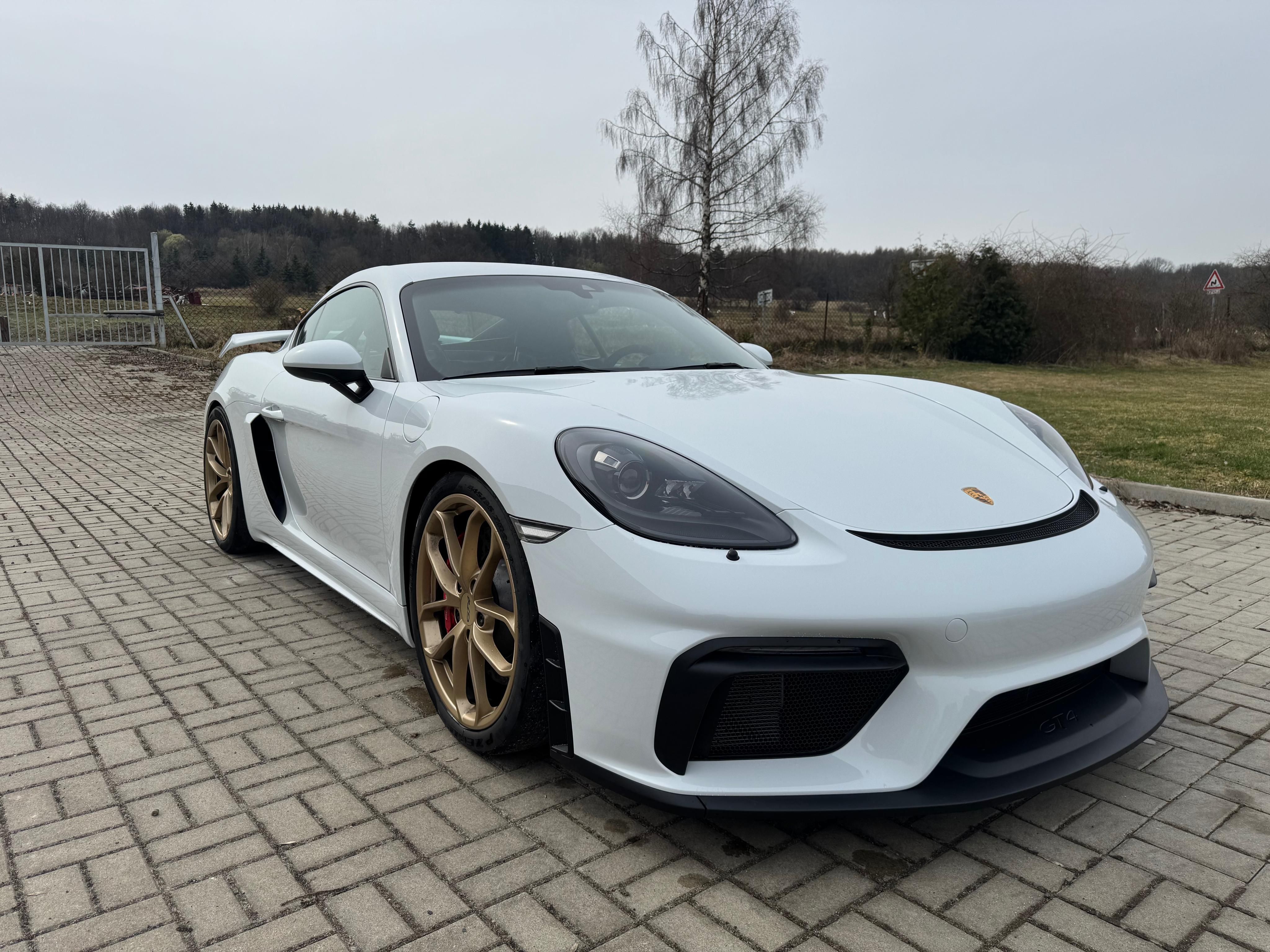 Porsche Cayman, GT4 PDK CHRONO - fotka 2