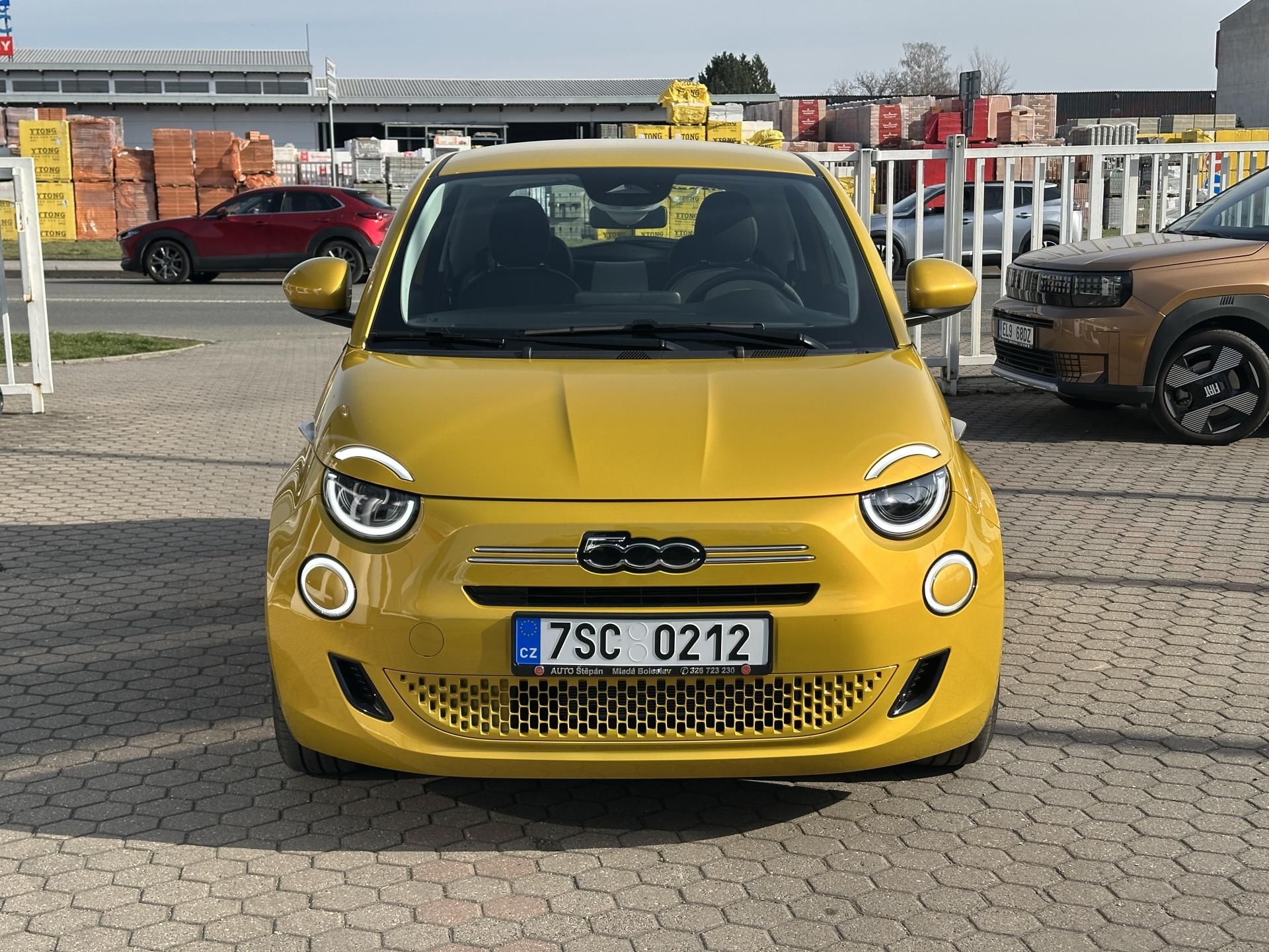 Fiat 500, Torino HB 1,0 BSG 65k MT6 - fotka 2