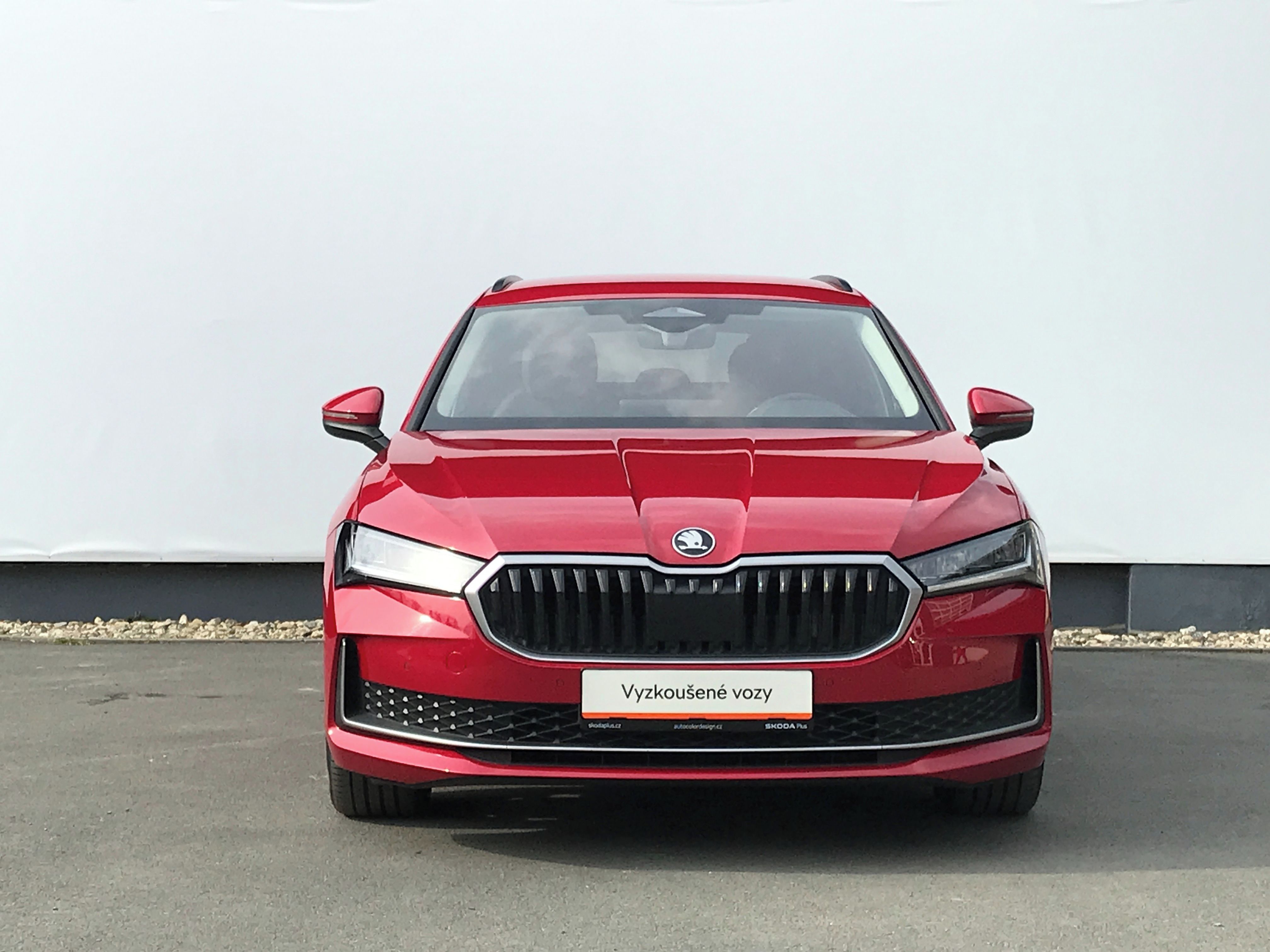 Škoda Superb, TDi 110kW 7°DSG SELE+NAV+TAŽNÉ - fotka 4