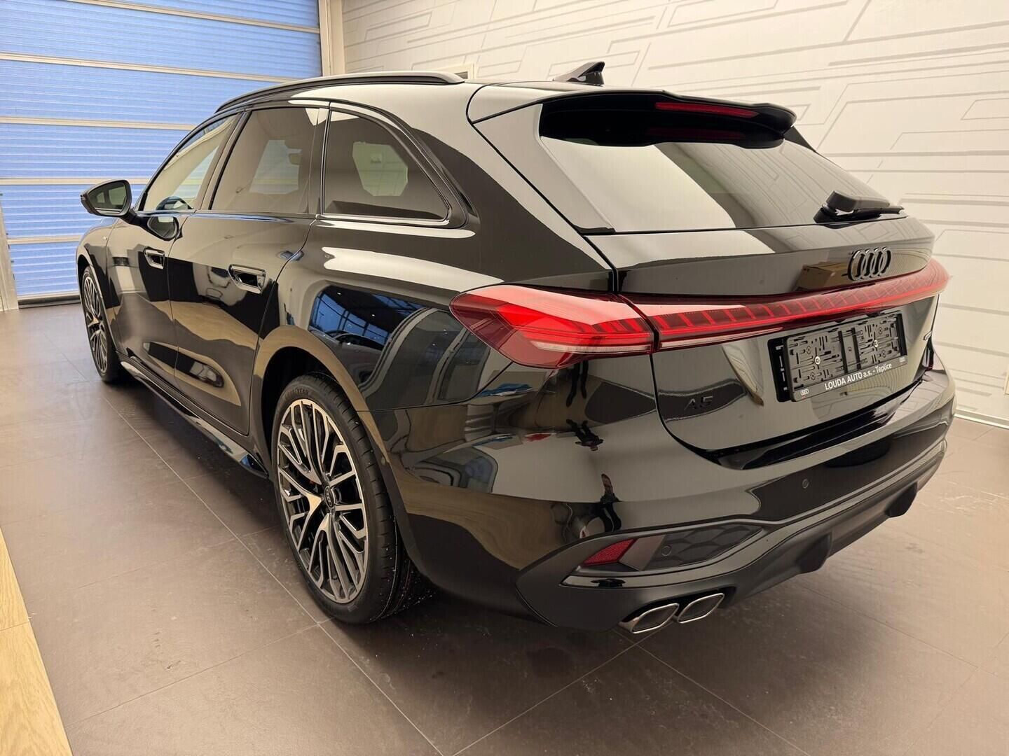 Audi A5, Avant TDI quattro 150 kW - fotka 3