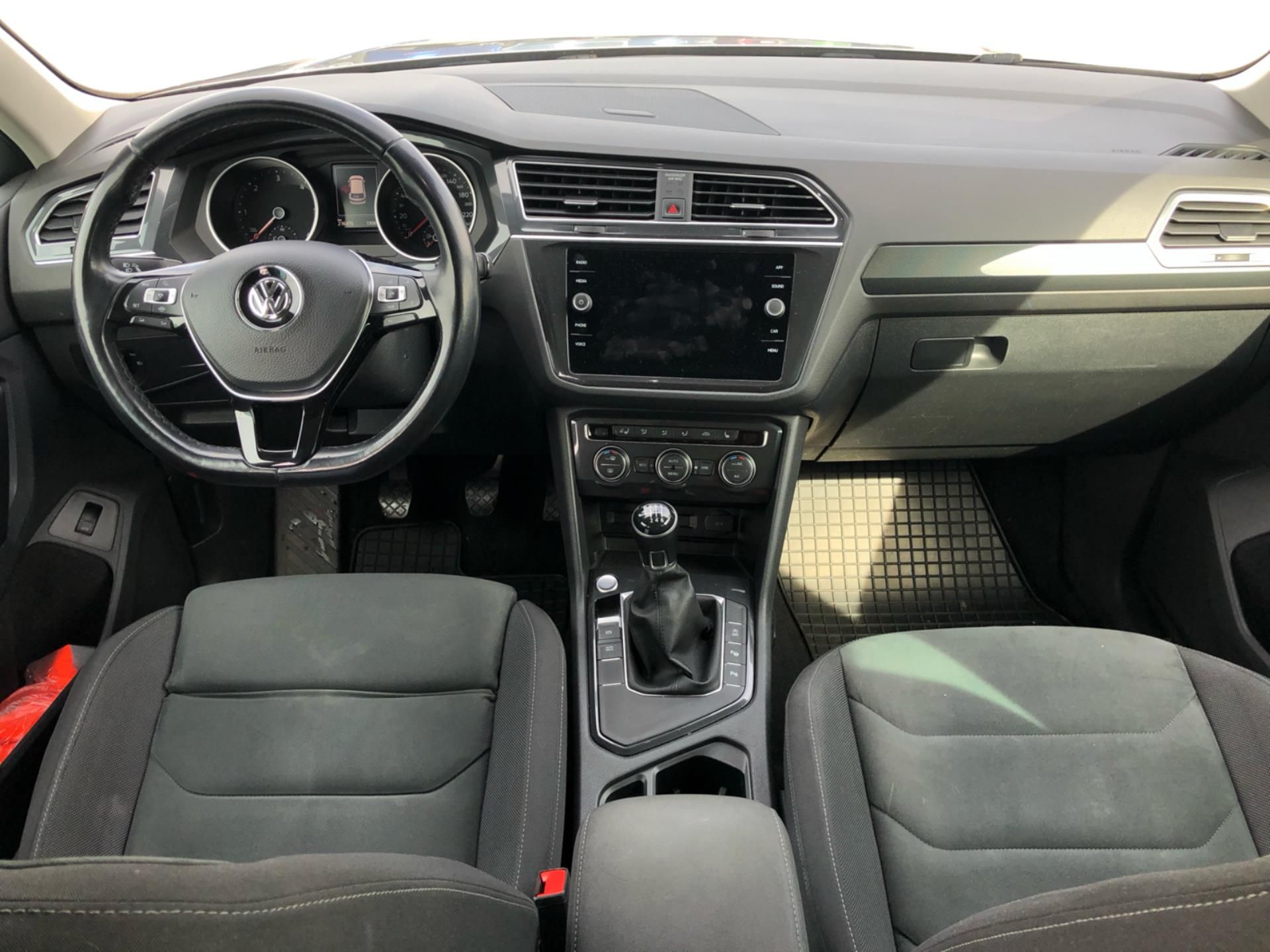Volkswagen Tiguan, 2.0 TDi COMFORTLINE - fotka 5
