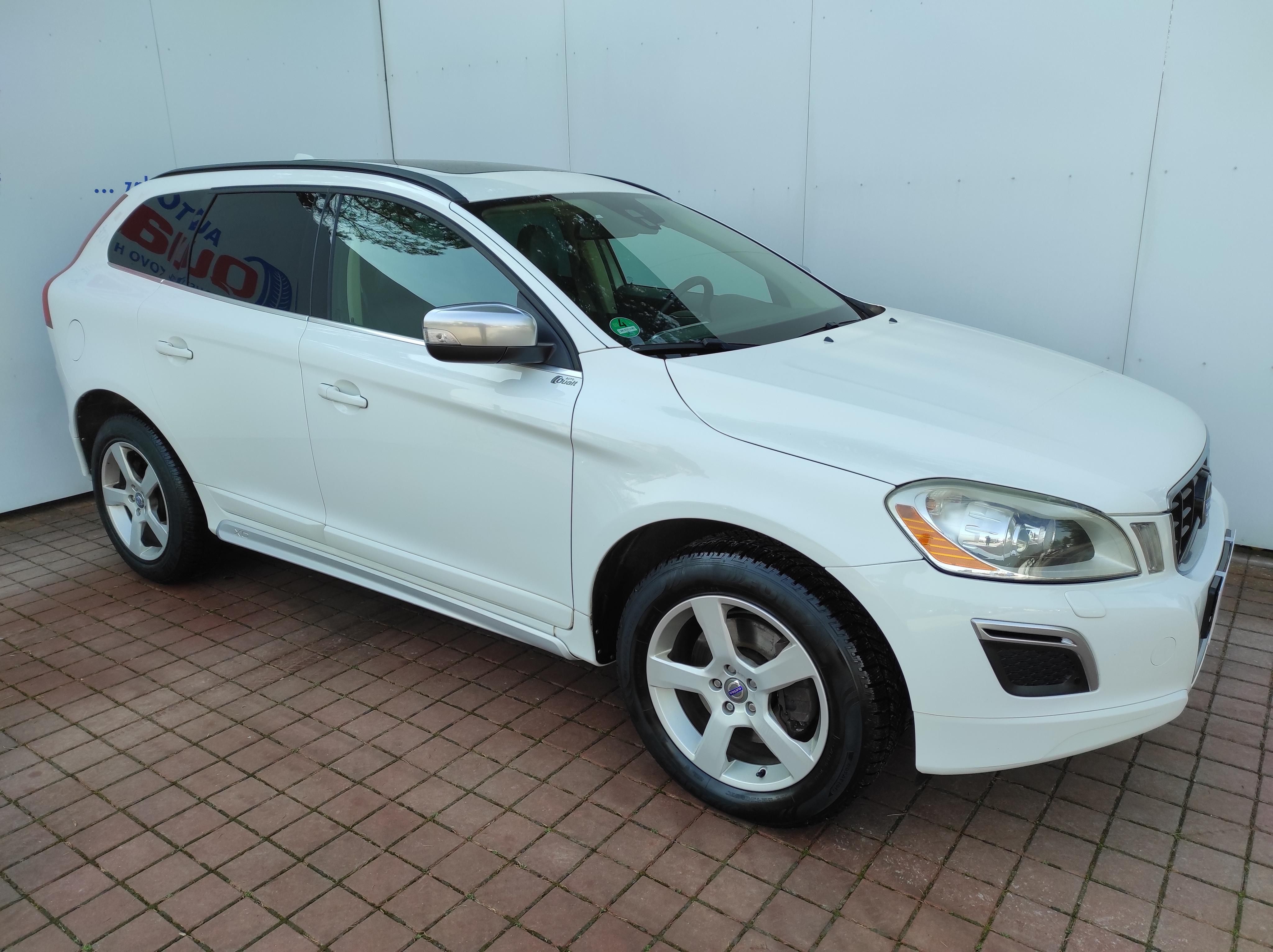 Volvo XC60, 2.4 D5 PANORAMA SERVIS VOLVO - fotka 5