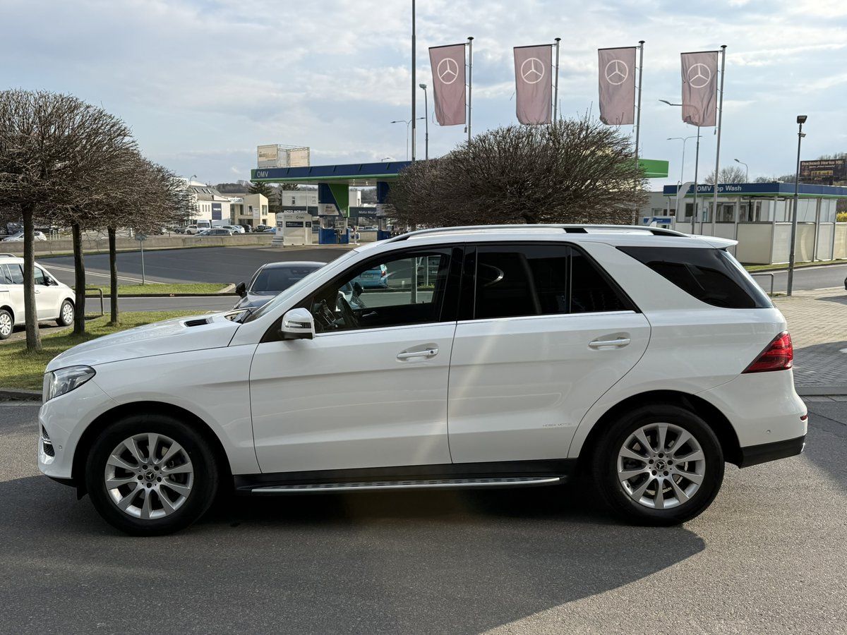 Mercedes-Benz GLE, 350 d 4MATIC SUV - fotka 5