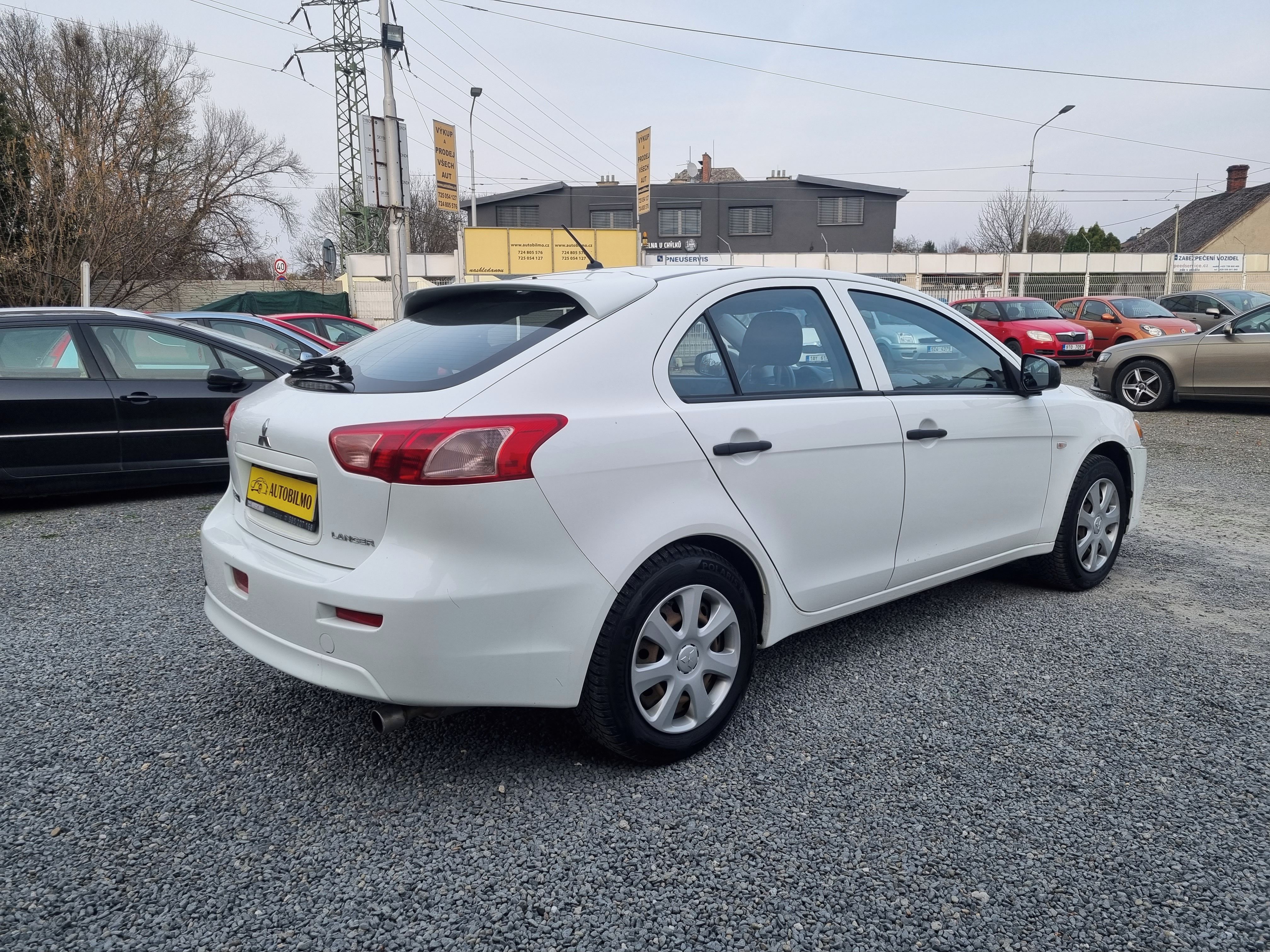 Mitsubishi Lancer, 1.6 86KW Klima - fotka 4