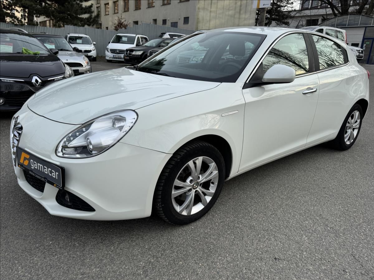 Alfa Romeo Giulietta, 1,4 NOVÉ ROZVODY.! - fotka 3