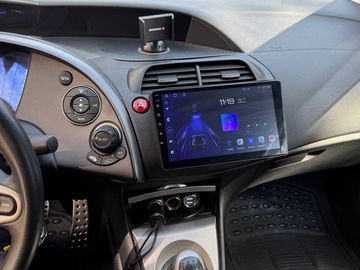 Honda Civic 5D 2.2 i-CTDi