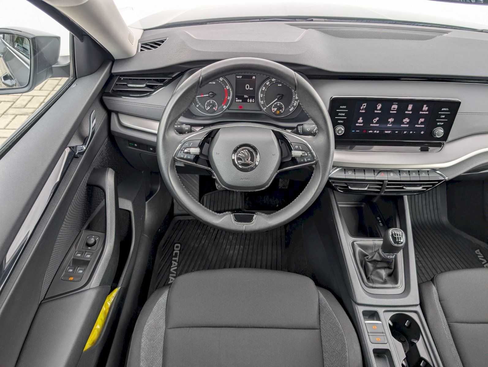 Škoda Octavia, Combi 1.5 TSI / 110 kW Active - fotka 6