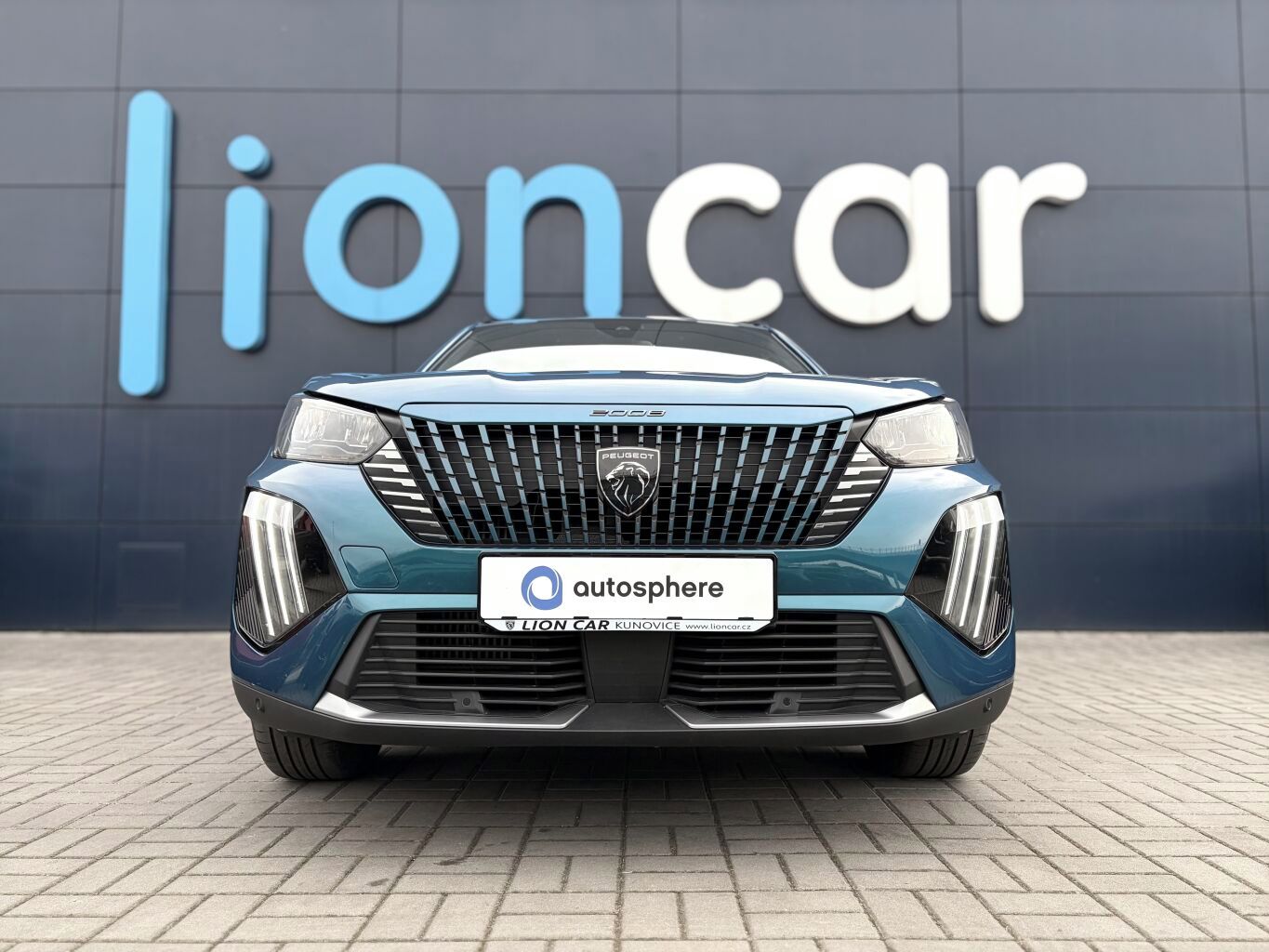 Peugeot 2008, ALLURE, 130 koní, Automat 8st. - fotka 2