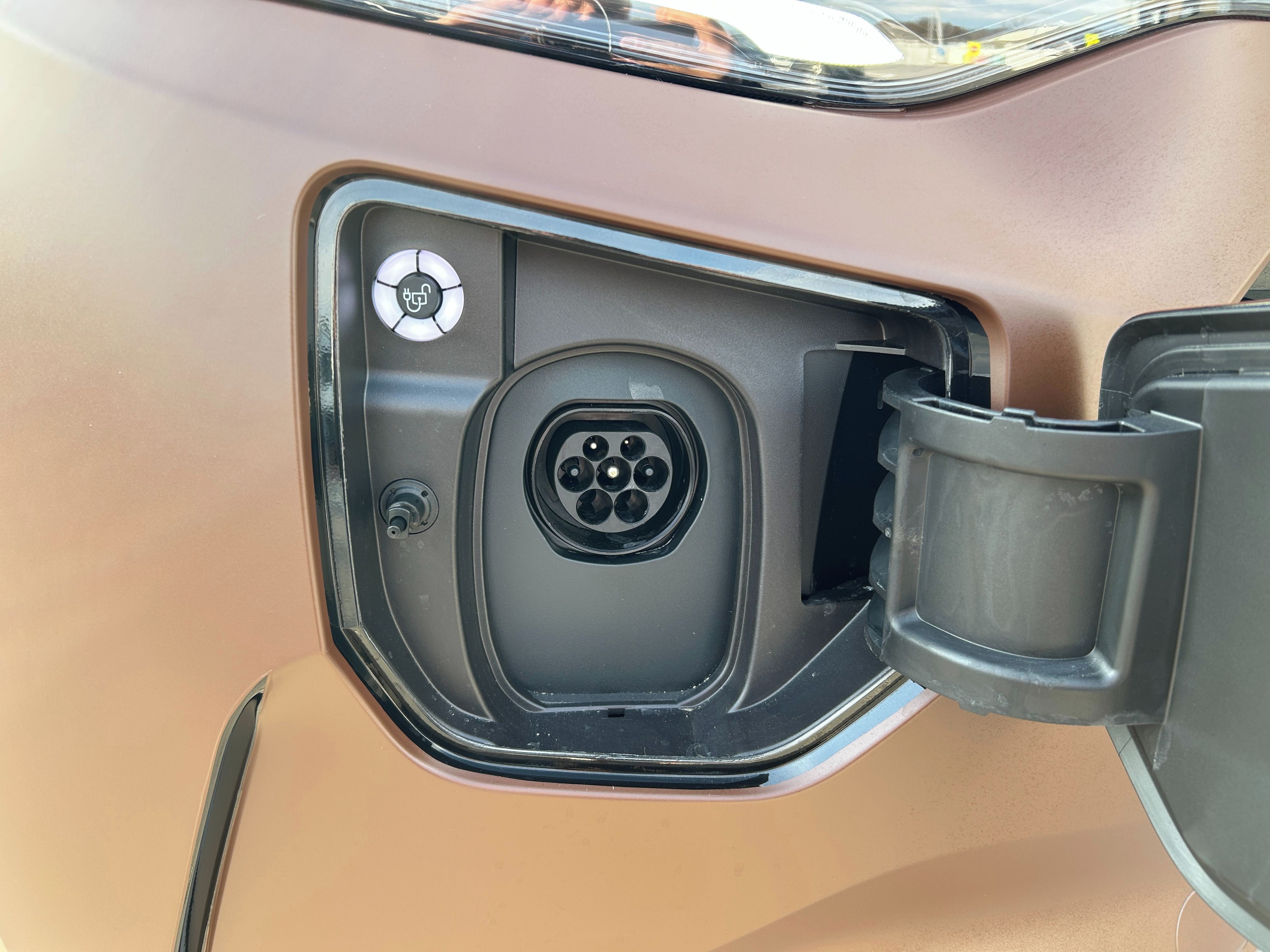 Ford Tourneo Custom, Titanium X L1 2.5 PHEV 171kW - fotka 4