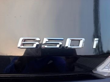 BMW E63 650i, 47000km, zánovní