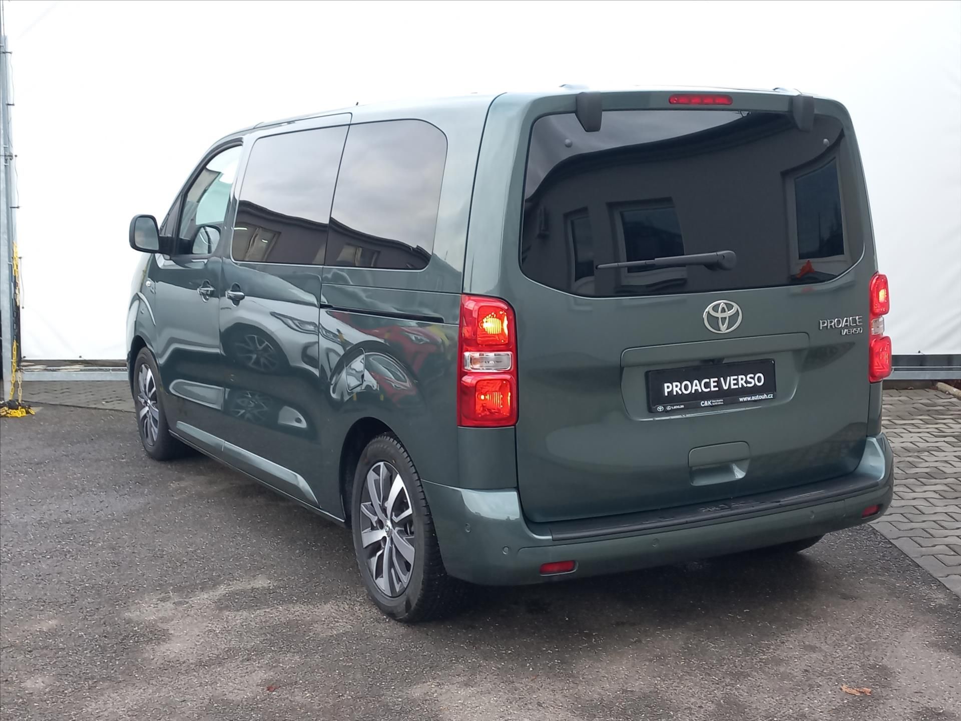 Toyota Proace Verso, 2,0 Diesel 180k A/T  L1  VIP 7 - fotka 2