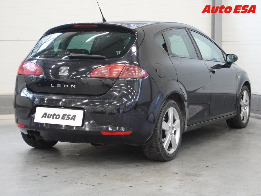 Seat Leon, 2.0 TDi,Stylance - fotka 4