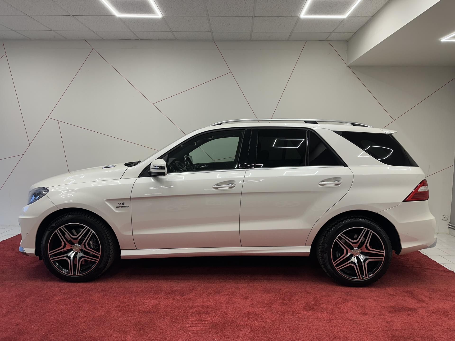 Mercedes-Benz Třídy M, ML63 AMG DESIGNO*PANO*CZ*TAŽNÉ - fotka 2