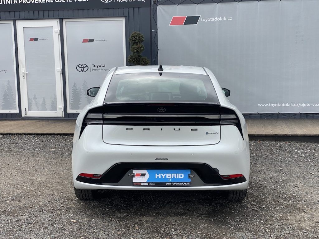 Toyota Prius, 2.0Plug-in, ČR-1m, Prestige - fotka 5