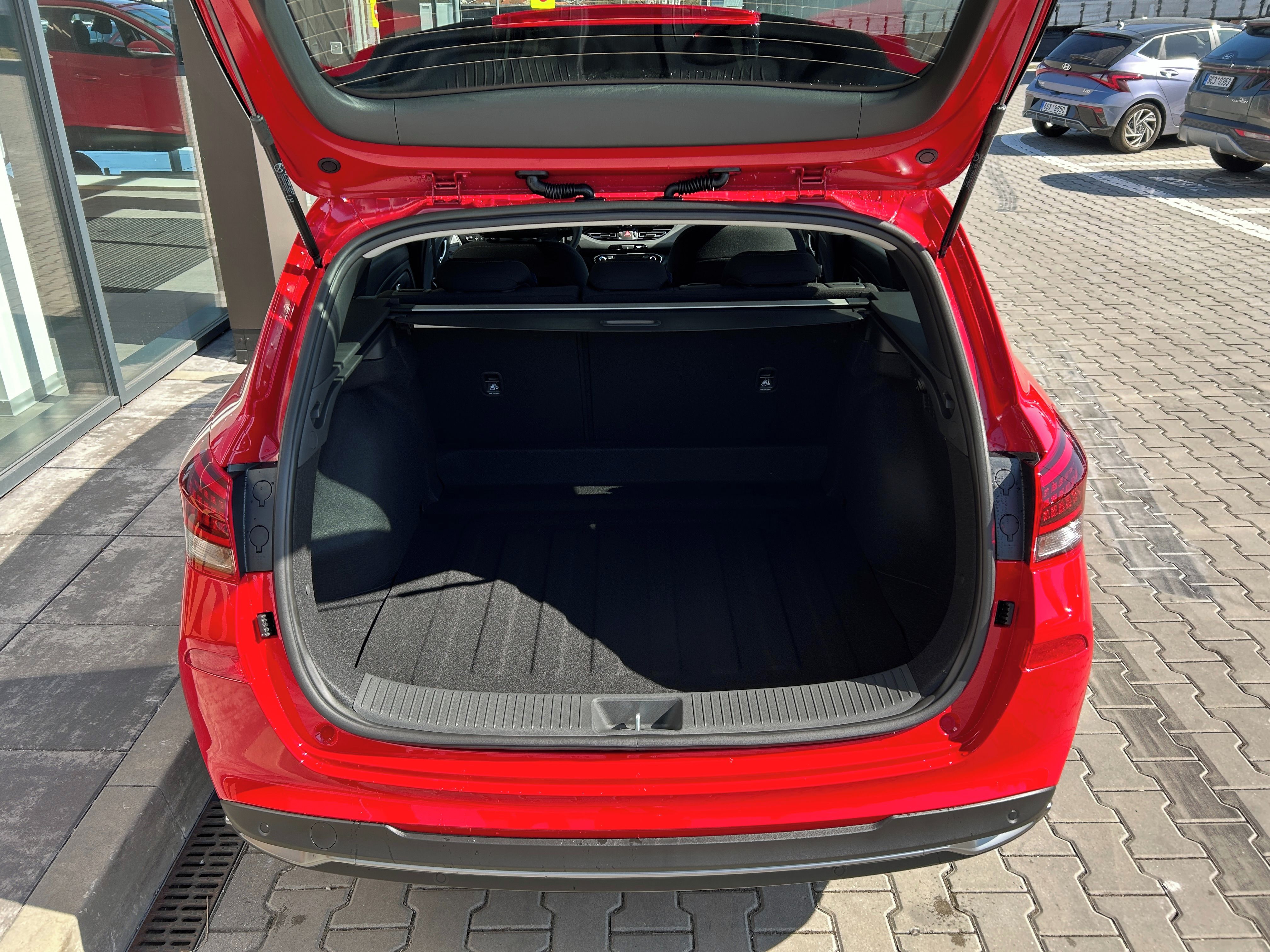 Hyundai i30, WG 26 1,0 TGDI MT GO Czech! - fotka 6