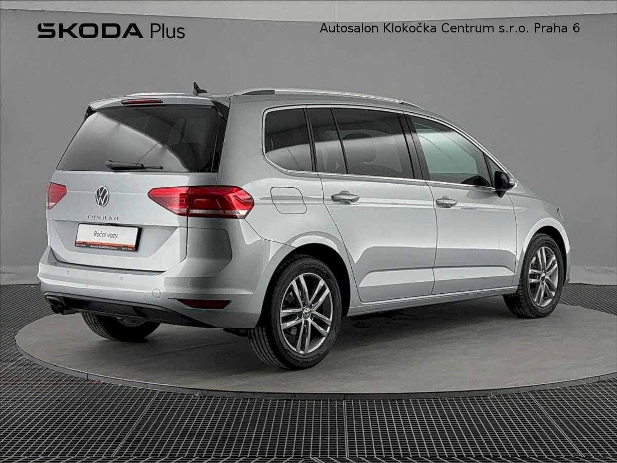 Volkswagen Touran, TDI110 kW People 7DSG - fotka 2