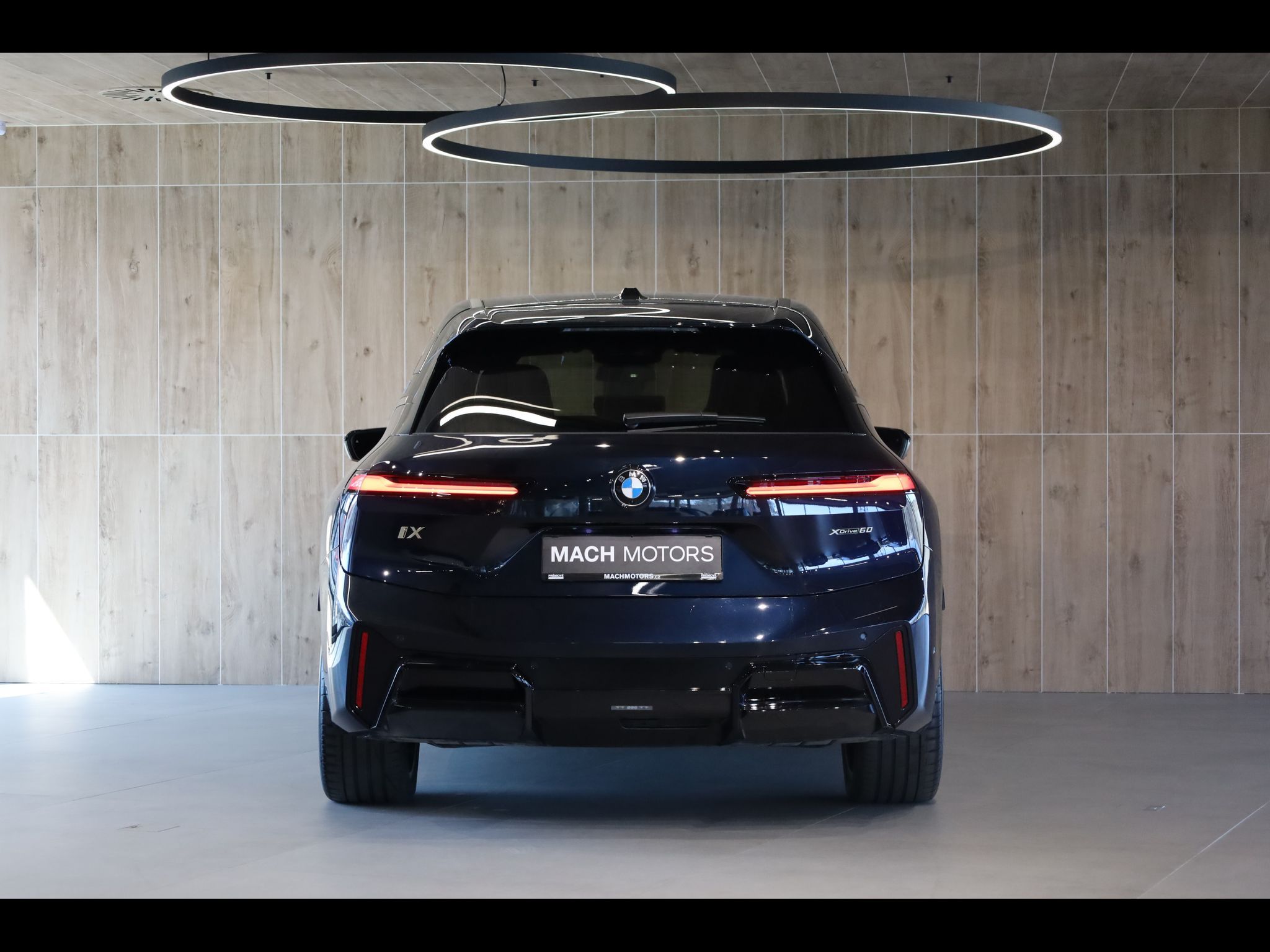 BMW iX, xDrive60, Masáž, Ventilace - fotka 4