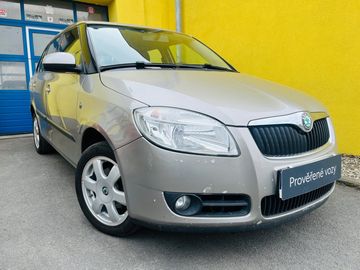 1.2 i BENZÍN COMBI