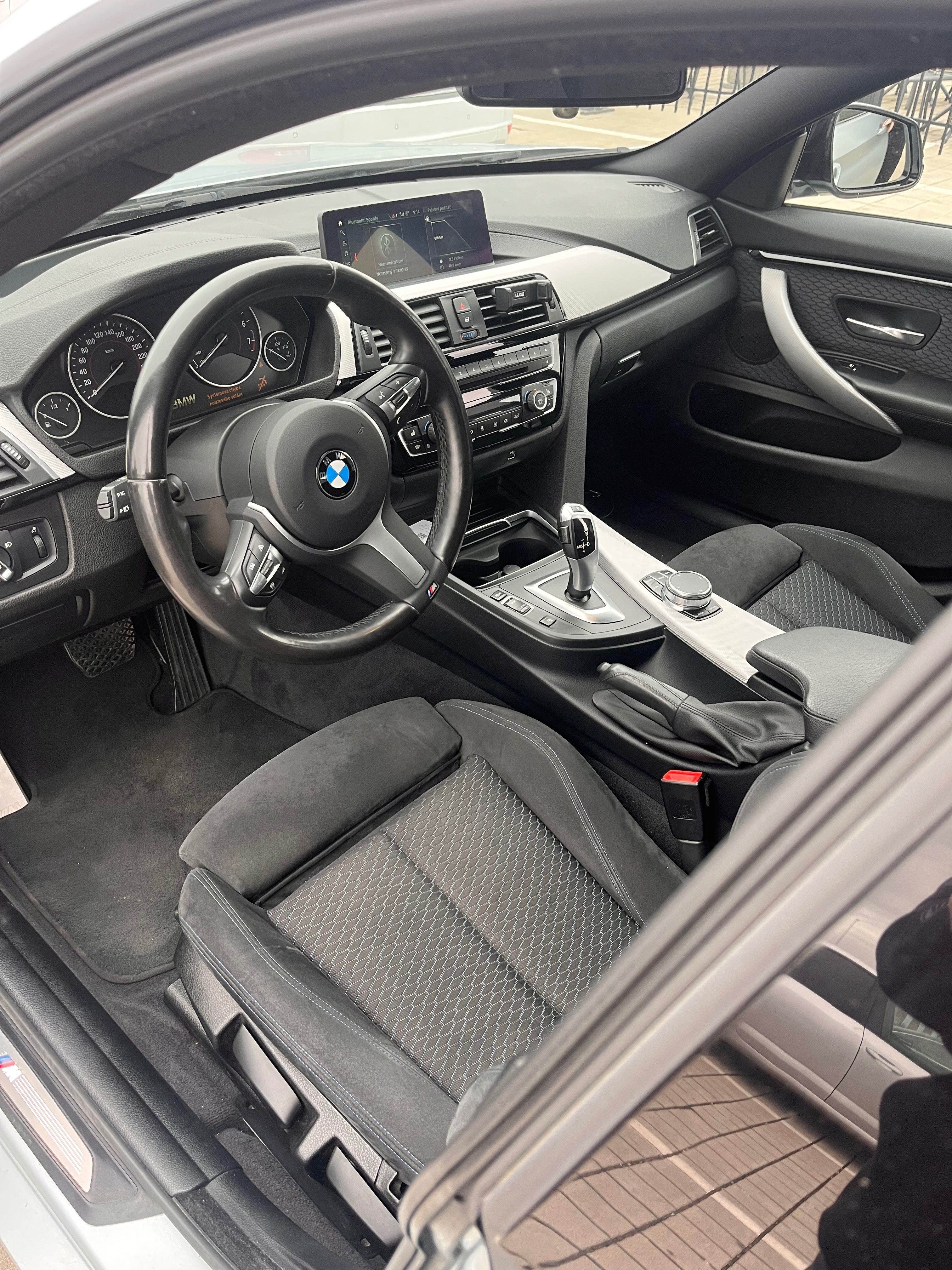 BMW Řada 4, 430i - fotka 6
