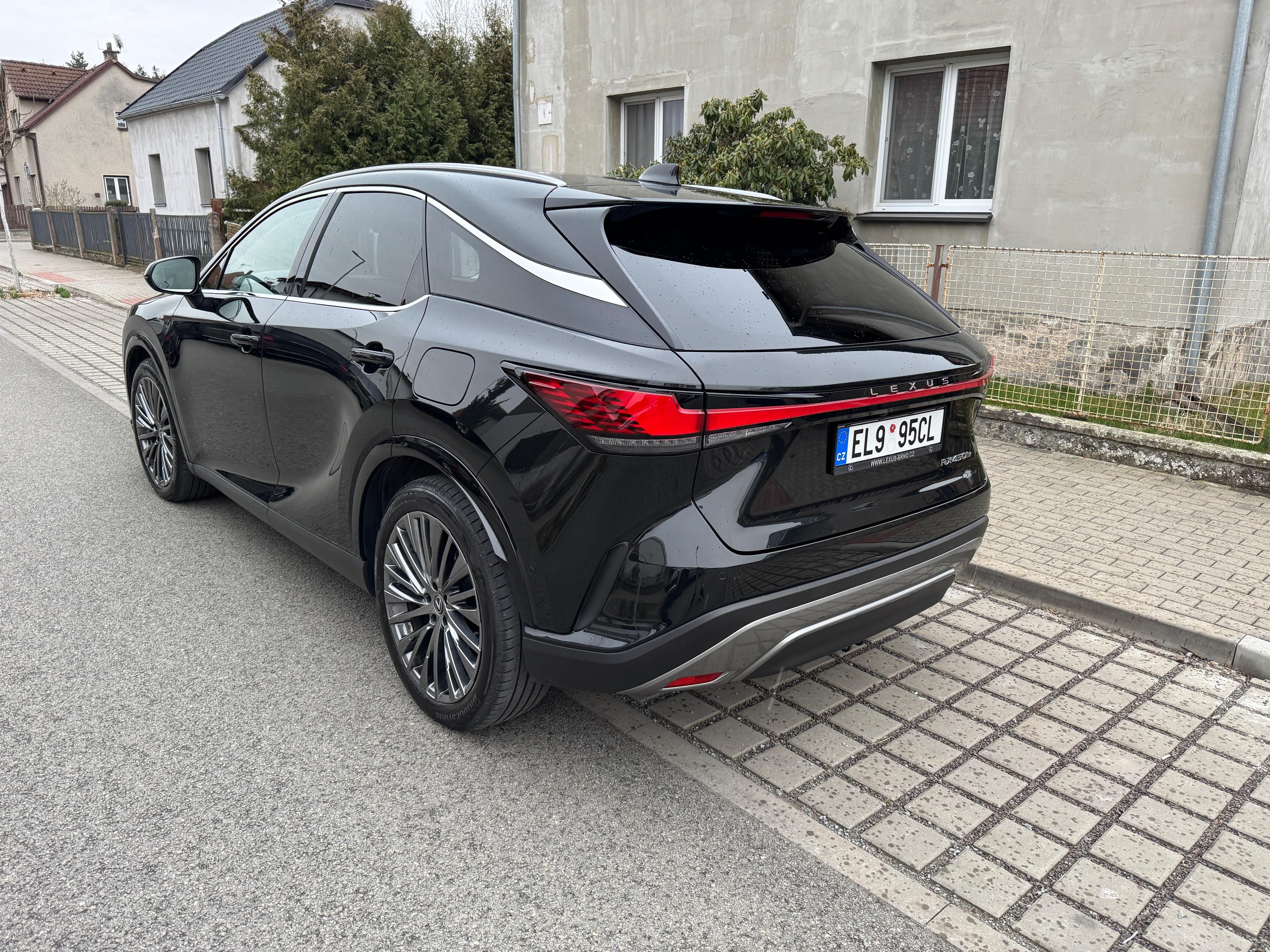 Lexus RX 450h+, LUXURY TOP +tažné +záruka 3+2 - fotka 2