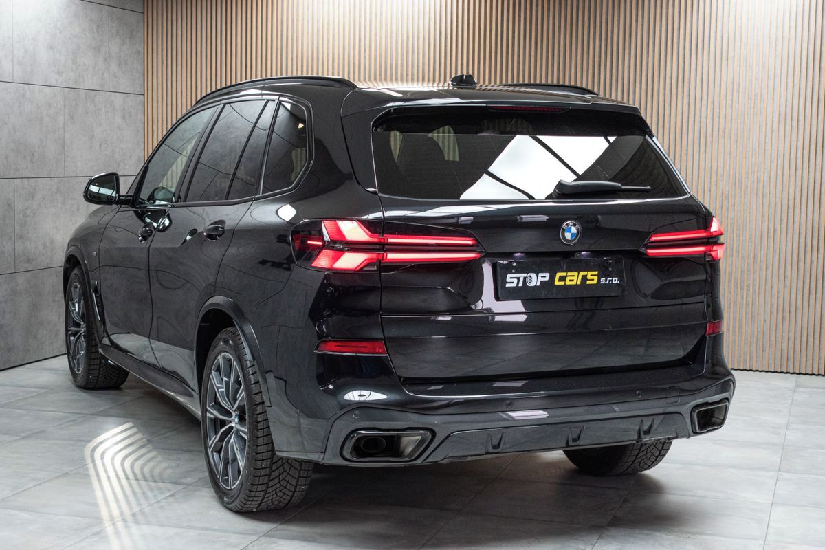 BMW X5, xDrive30d ///M*TAŽNÉ*7.MÍST*ČR - fotka 4