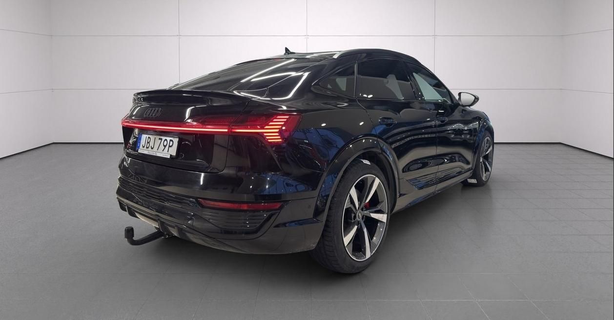 Audi SQ8, e-tron Sportback quattro Tažné - fotka 5