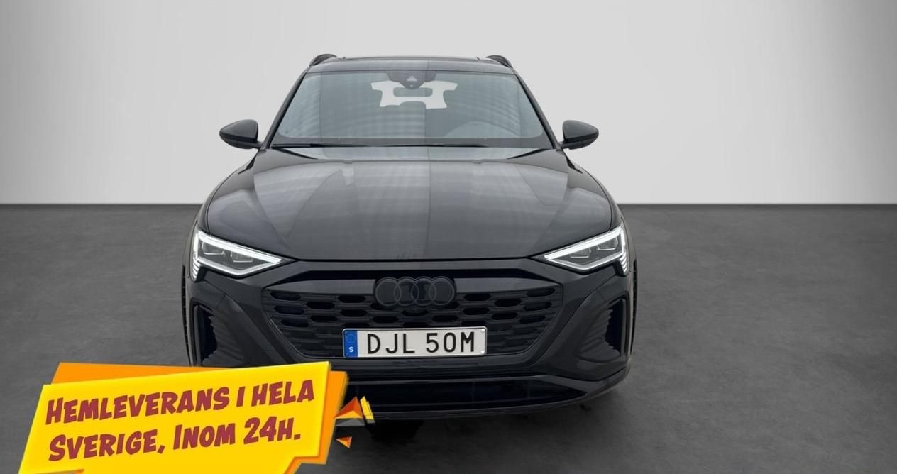Audi SQ8, e-tron quattro Tažné Pano 360k - fotka 2