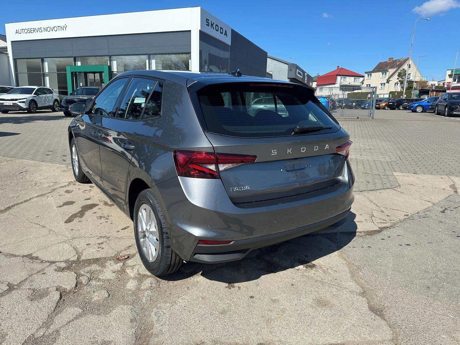 Škoda Fabia, 1,0 MPI 59 kW man. Classic - fotka 2
