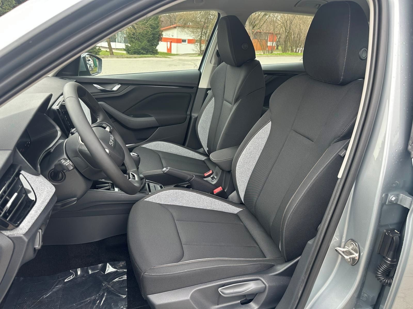 Škoda Kamiq, 1,0 TSI 70 kW man. 130 let - fotka 4