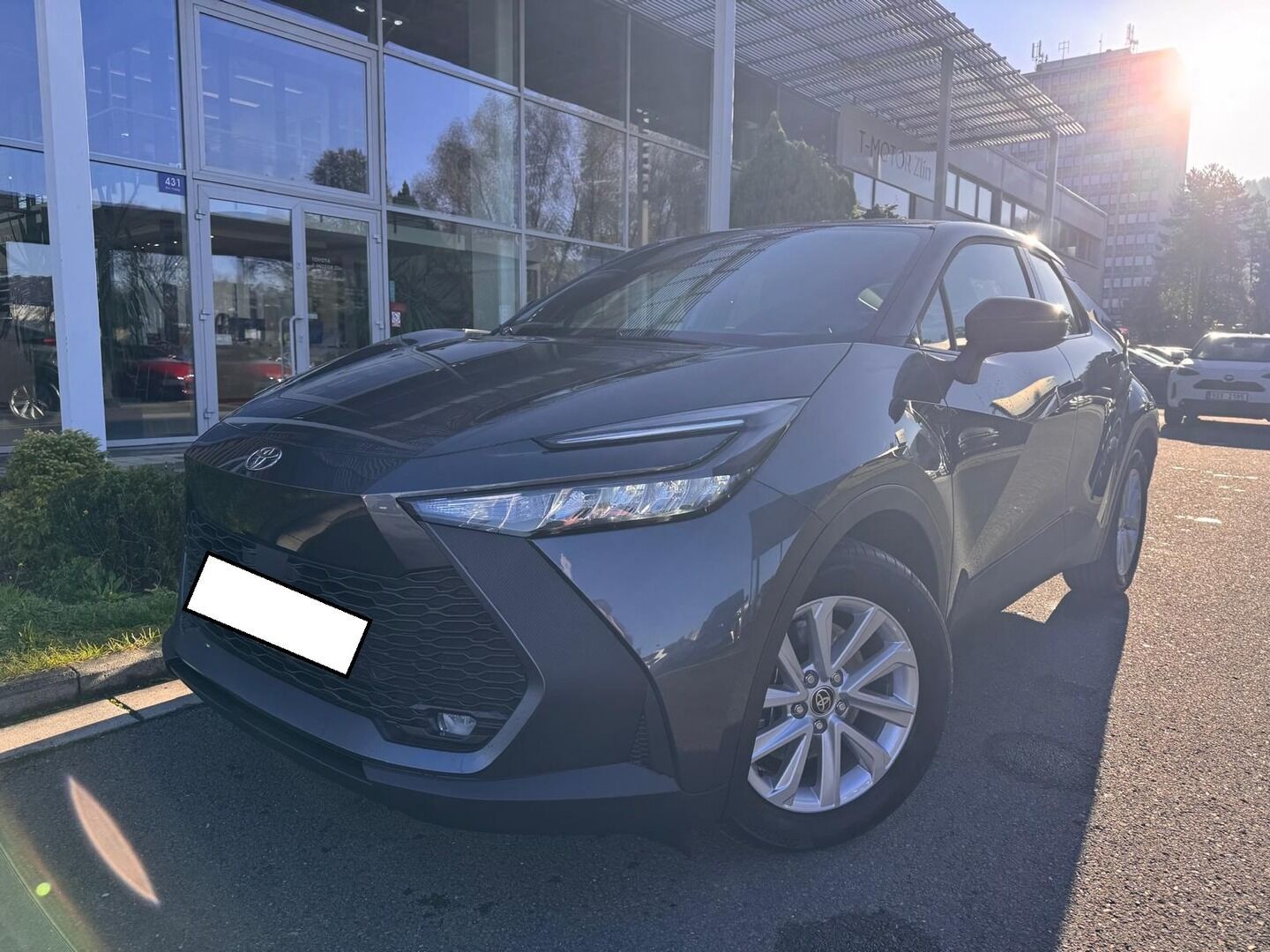 Toyota C-HR, 2.0 Comfort, Plug-in hybrid - fotka 4