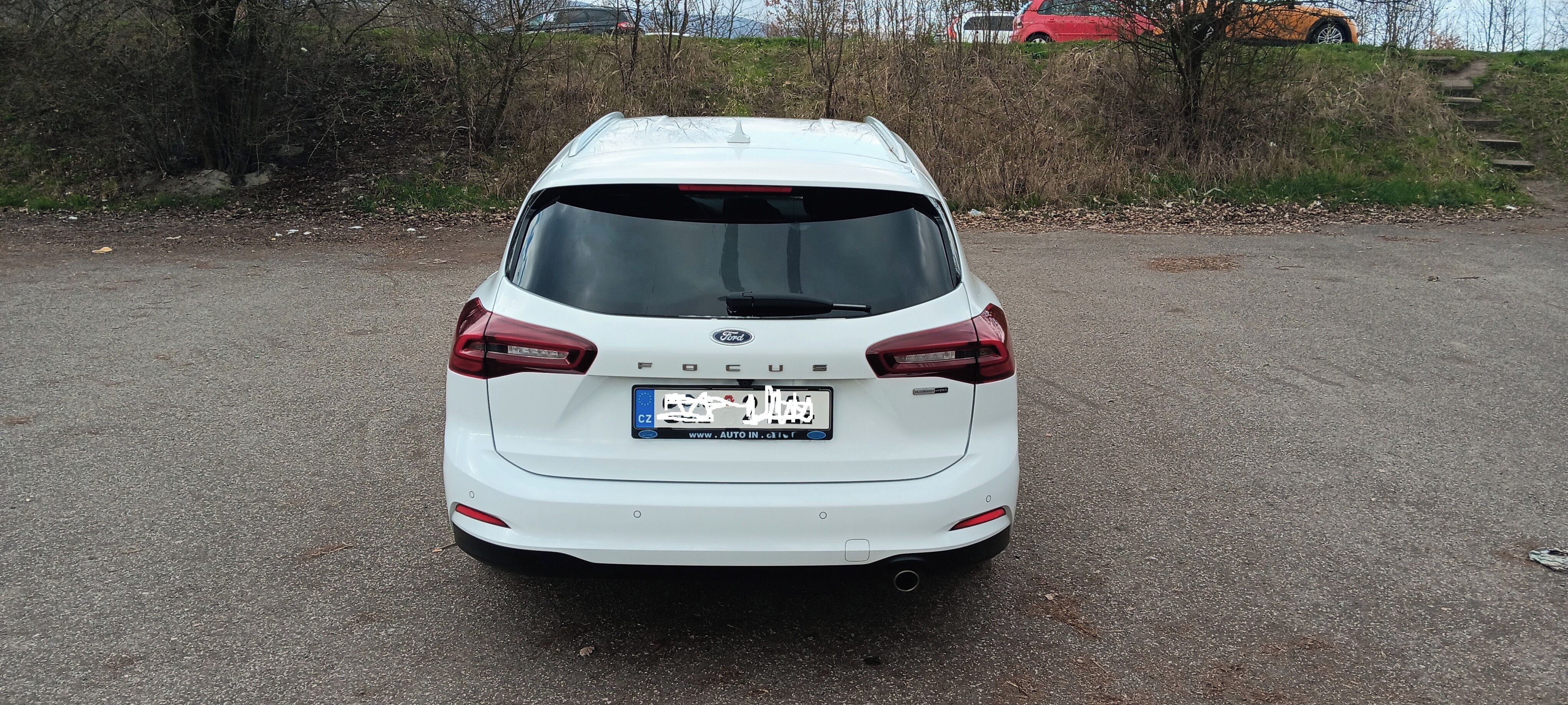 Ford Focus, 1.0 EB 114KW,Titanium.1.maj ČR - fotka 5