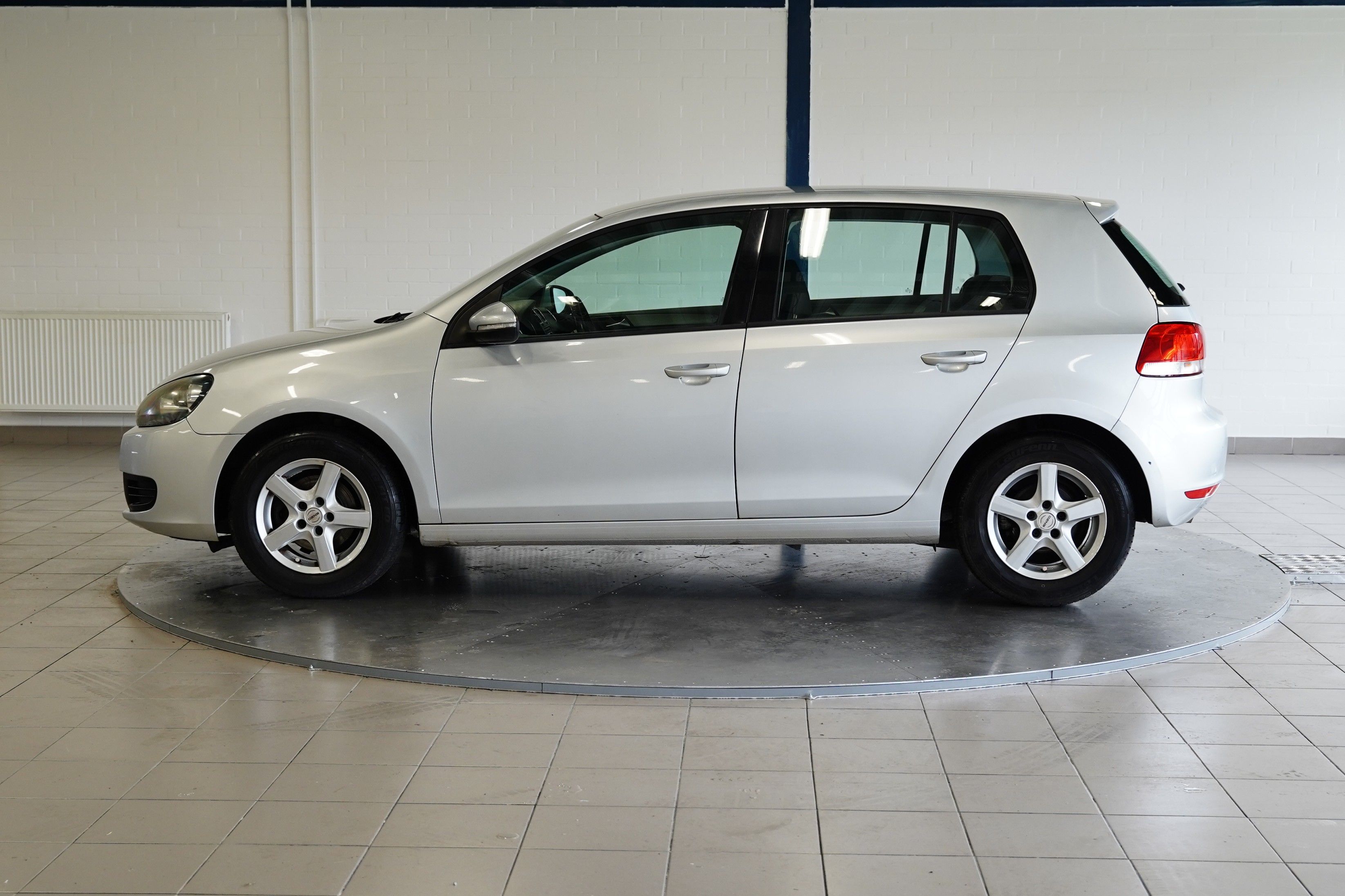 Volkswagen Golf, 1,6 TDI  77KW Trendline - fotka 3