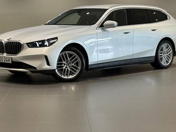 530e xDrive Touring h/k