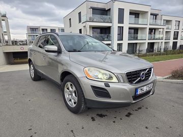 Volvo XC60 2.4 D4 Momentum AWD