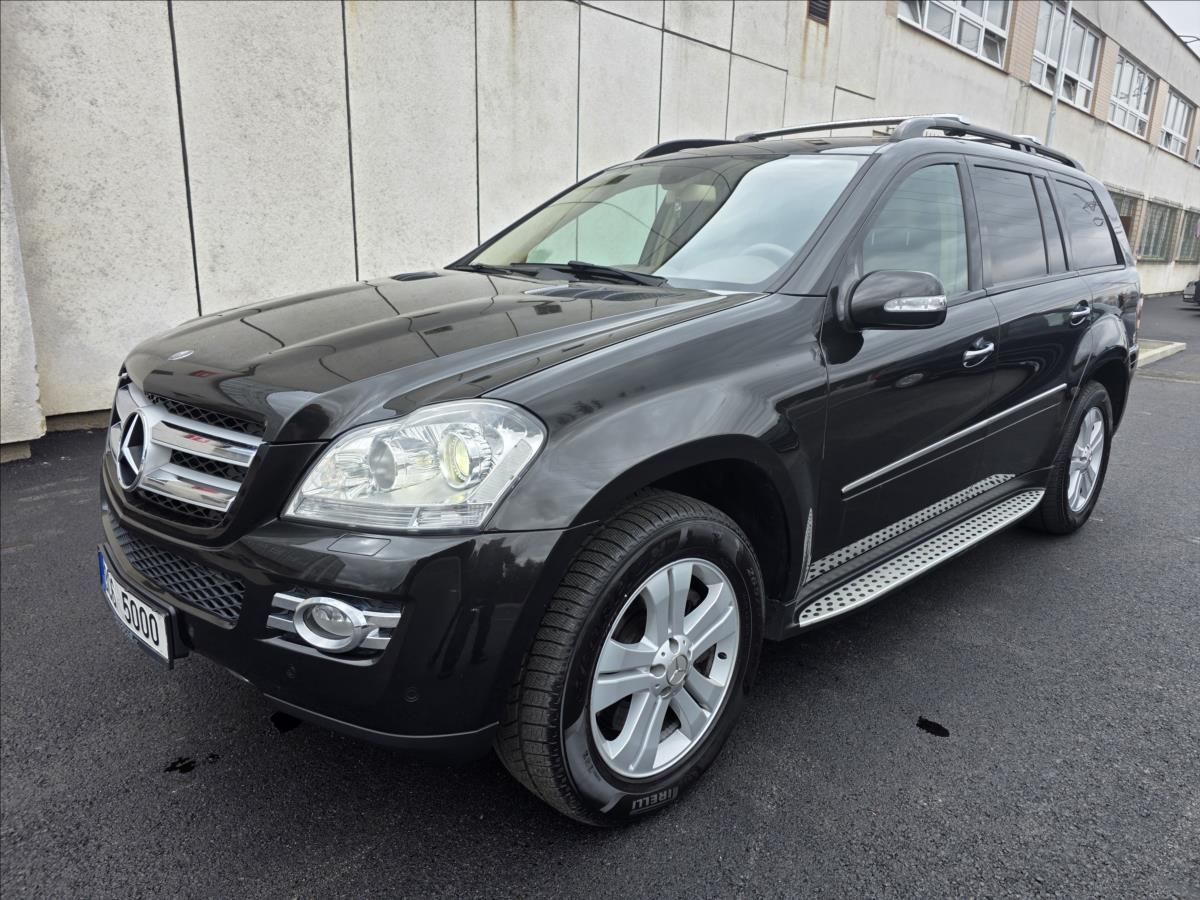 Mercedes-Benz GL, 320 CDI V6 200KW 7.MÍST DPH